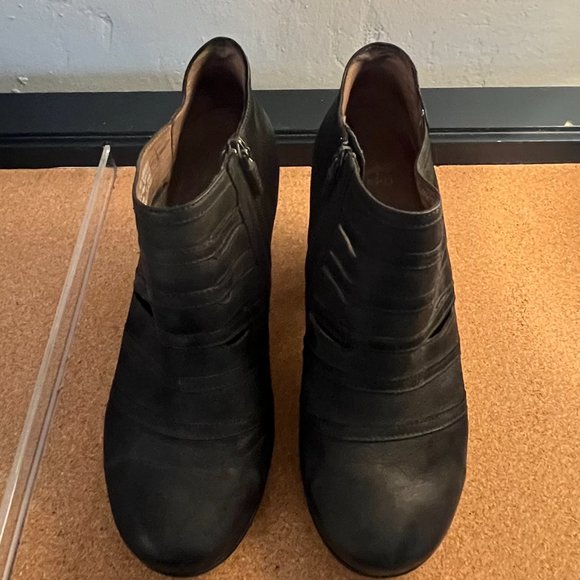 Dansko Stacked Heel Ankle Booties - Picture 2 of 4